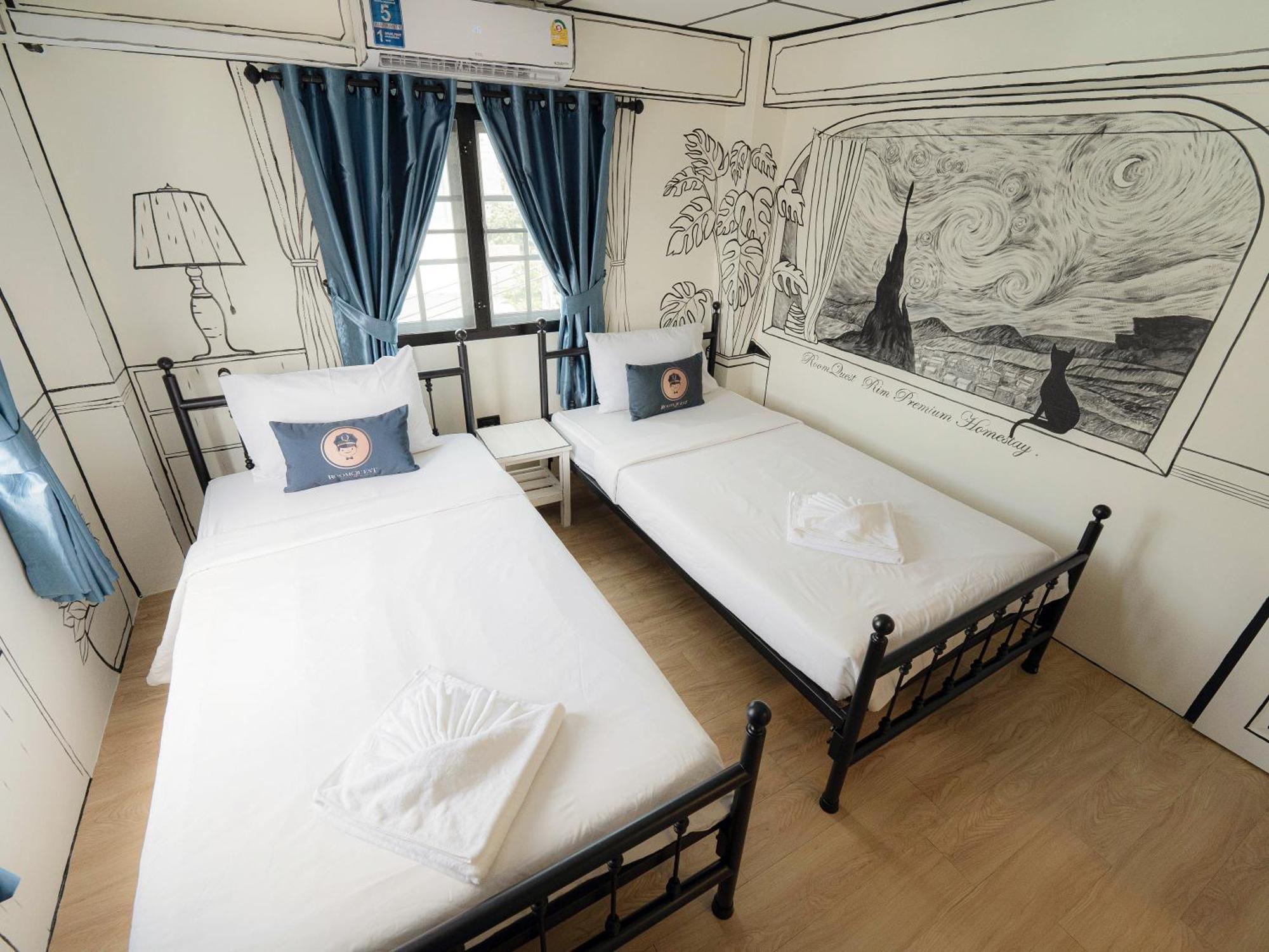 Roomquest Chiang Mai Tha Phae Exterior foto